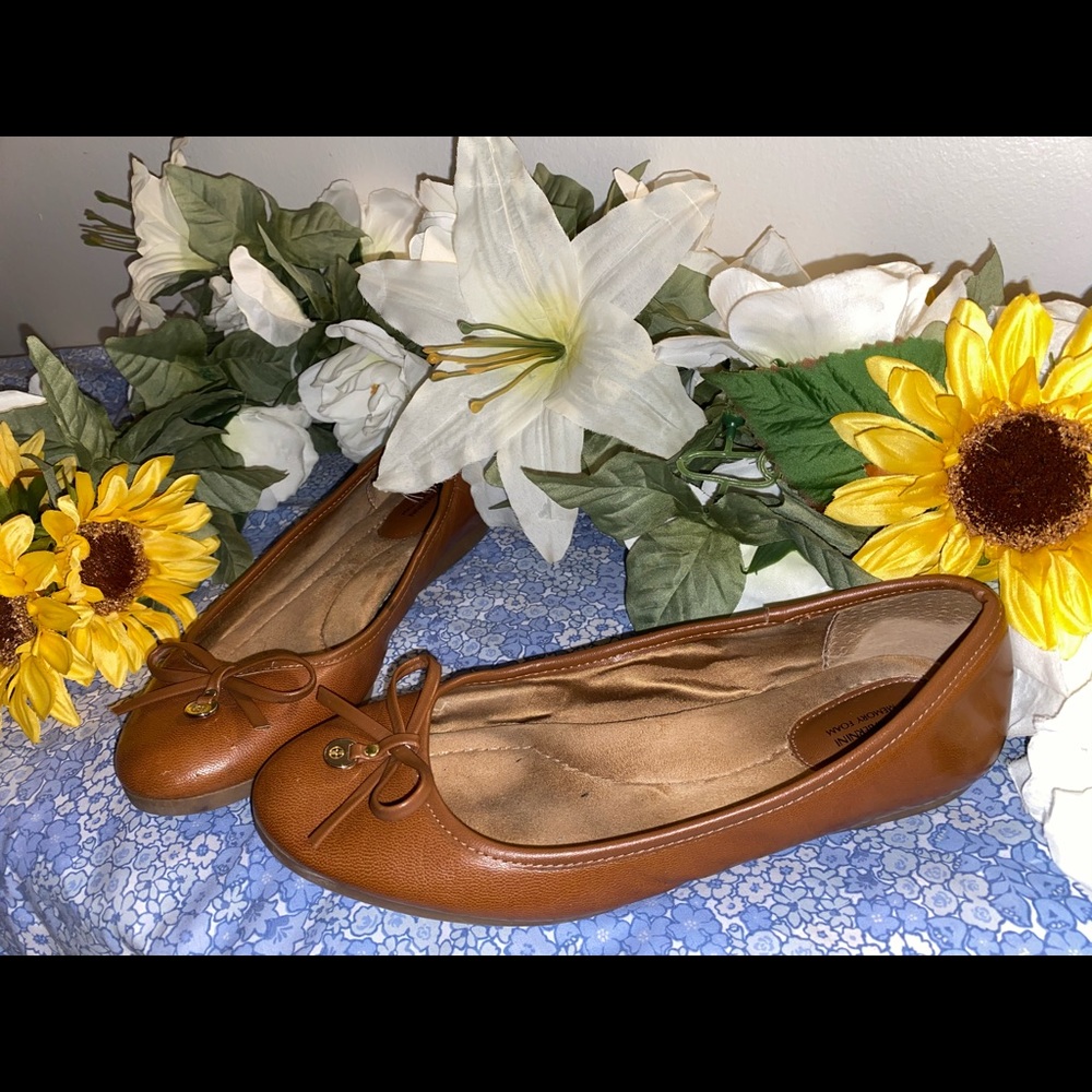 Brown flats